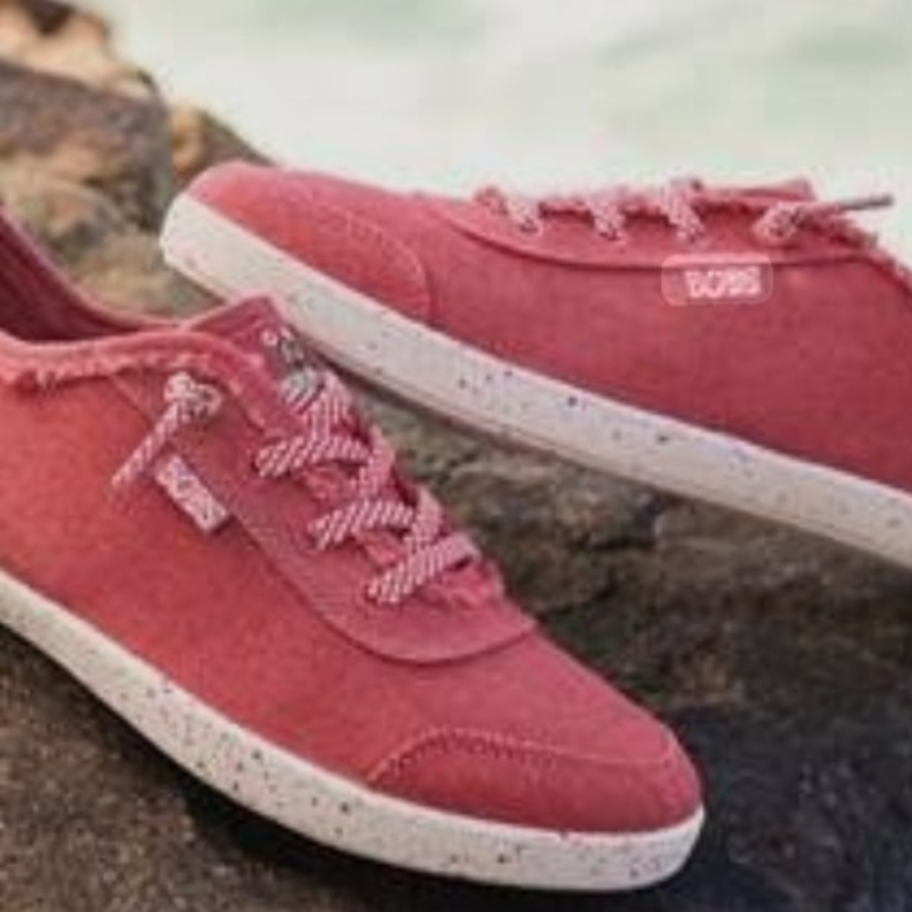 BoB Women's Rose Sneakers